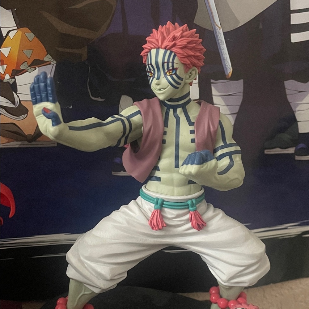 Akaza figurine